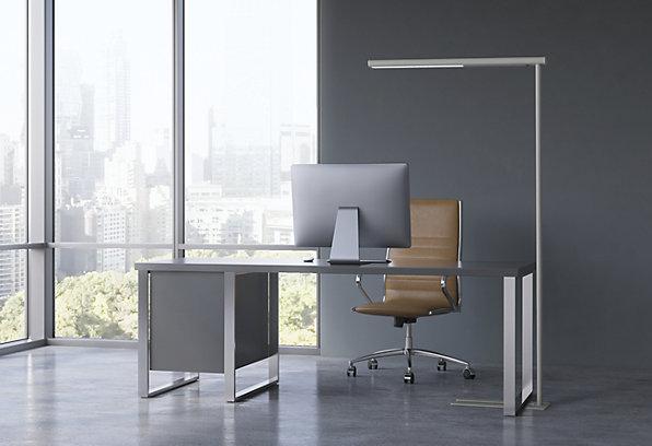 Produktbild Maul Stehleuchte LED jet 8257495 silber (4650 lm)