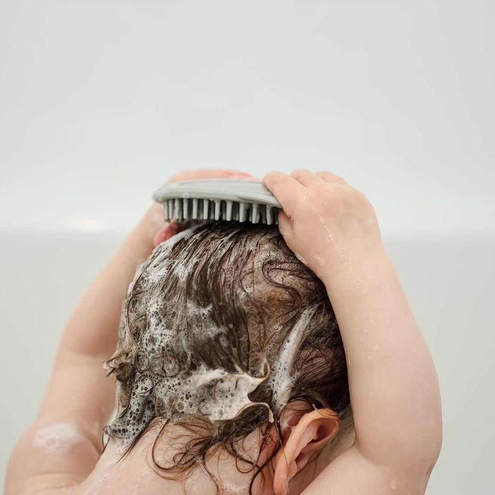 Actual product image Haakaa Silicone Shampoo Brush - Grey