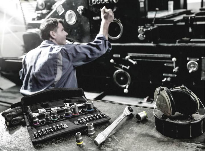 Produktbild Wera 8100 SB 7 Zyklop Metal-Knarrensatz (19 mm, 8 mm, 10  mm, 14 mm, 18 mm, 11 mm, 12 mm, 17 mm, 15 mm, 13 mm, 9 mm, 16 mm)