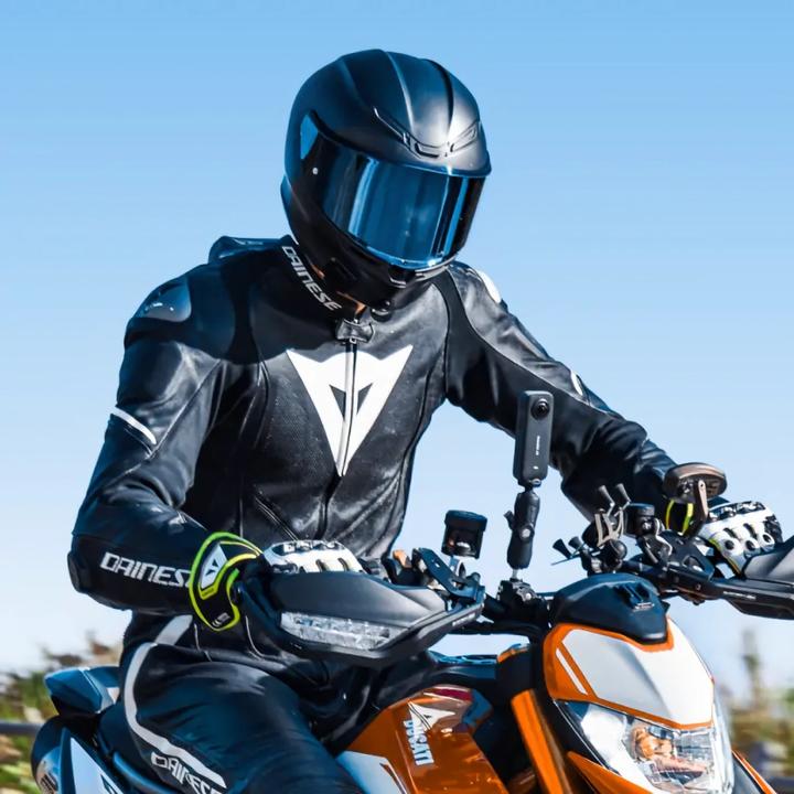 Produktbild Insta360 X3 Motorcycle Kit (30p, WLAN, Bluetooth, NFC)