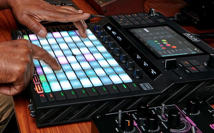 Produktbild Akai Force (Controller)