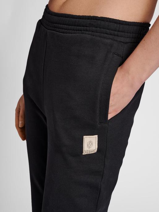 Actual product image hummel Gg12 Sweat Pants Woman (L)