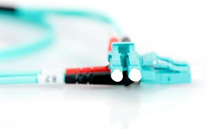 Immagine prodotto Digitus Cavo patch in fibra ottica LC a LC multimodale 50/125 m duplex lunghezza 7m classe OM3 (UTP, CAT6, 7 m)