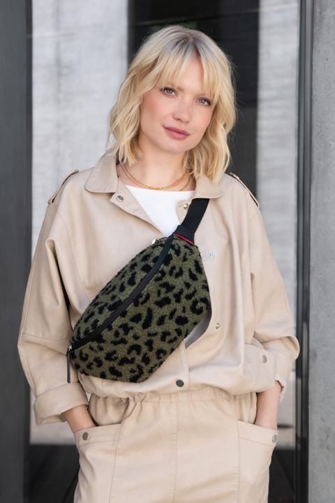 Produktbild reisenthel beltbag teddy leo olive