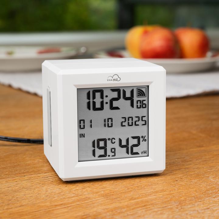 Produktbild Suomen Lämpömittari Oy 8810 Remote temperature and humidity gauge