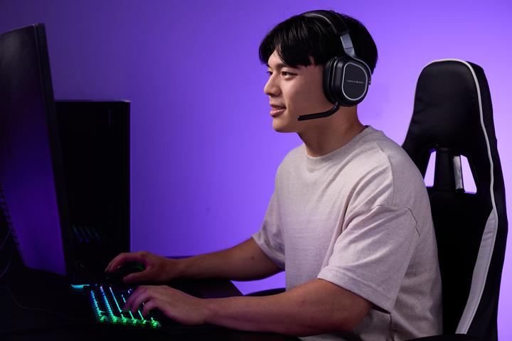 Image du produit Turtle Beach Casque gaming amplifié multiplateforme sans fil Stealth 700 pour PC, PS5, PS4 et mobile - Audio 24 b (Sans fil)