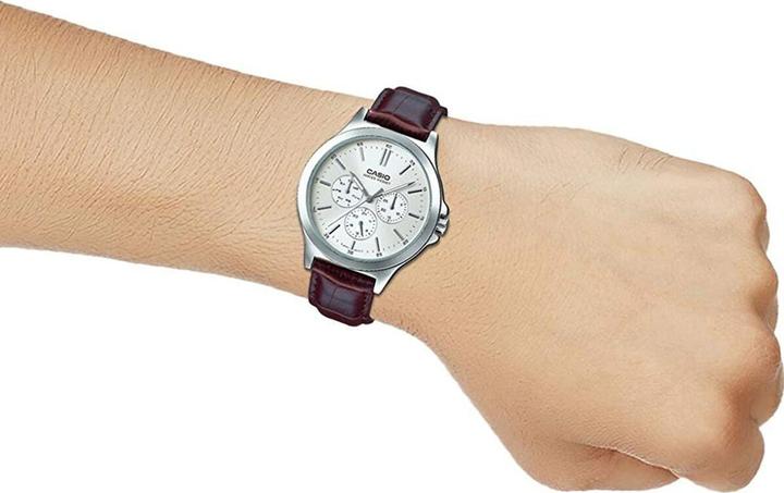 Image du produit Casio Collection - MTP-V300L-7A (41 mm)