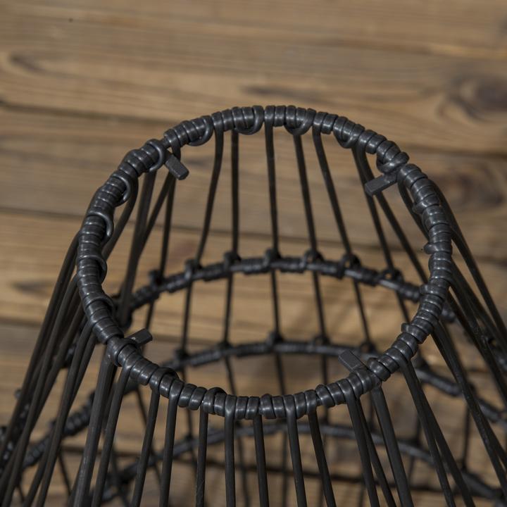 Image du produit Outsunny Lampe solaire avec abat-jour en fil métallique (IP44)