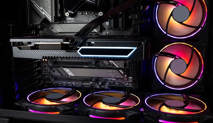 Actual product image Captiva Ultimate Gaming I89-261 Ultra 9 RTX 5090 (Intel Core Ultra 9 185H, 32 GB, 1000 GB, GeForce RTX 5090)