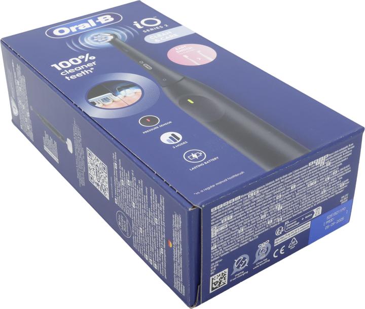 Actual product image Oral-B iO2 Electric toothbrush