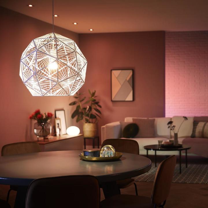 Actual product image Philips Hue White & Color Ambiance BT (E27, 6.50 W, 806 lm, 4 x, F)