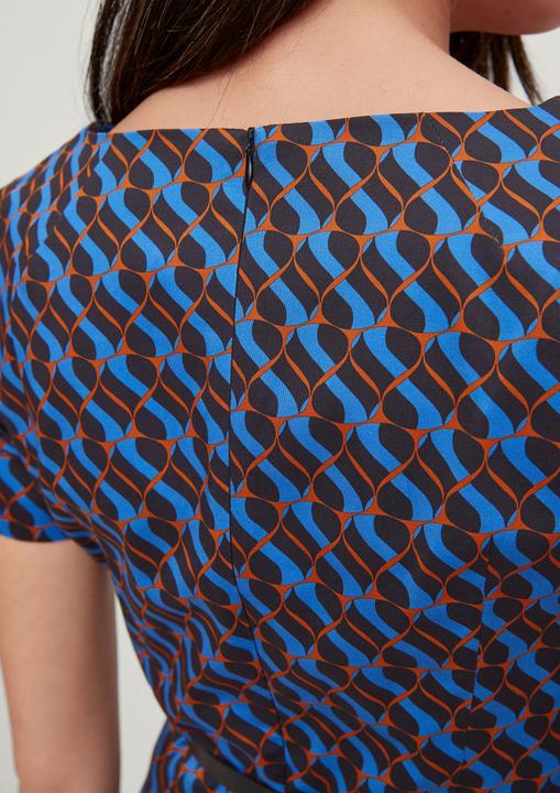 Produktbild Comma Kleid Kleid mit Carrée-Ausschnitt (36)