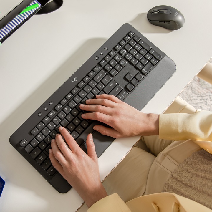 Actual product image Logitech Signature K650 (FR, Wireless)