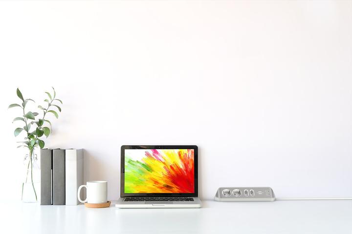 Produktbild Brennenstuhl Eck-Steckdosenleiste (4x, CEE 7/16, 2 m)