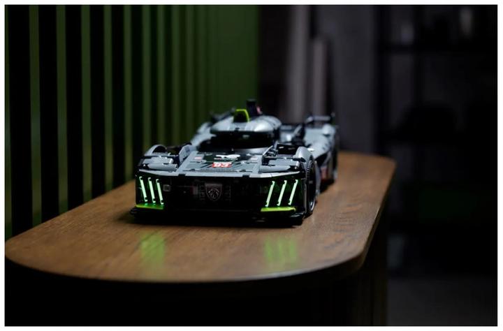 Produktbild LEGO Peugeot 9X8 24H Le Mans Hybrid Hypercar (42156, LEGO Technic)