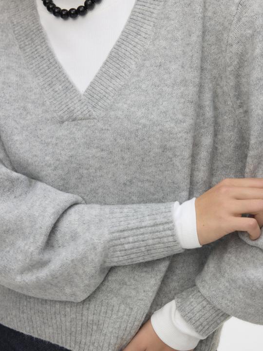 Actual product image Vero Moda Vmboom Ls V-Neck Pullover Noos (M)