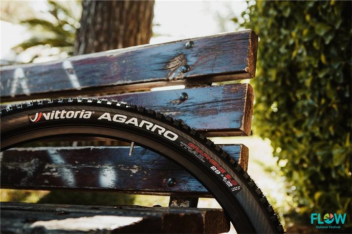 Image du produit Vittoria Agarro 27.5" Trail 4C G2.0 (27.5 x 2.60, 65-584)
