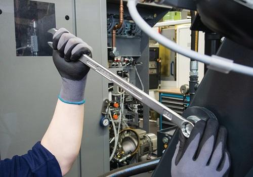 Produktbild HAZET Ring-Maulschlüssel ∙ extra lang ∙ schlanke Bauform 600LG-18 ∙ Aussen Doppel-Sechskant-Traction… (18 mm)