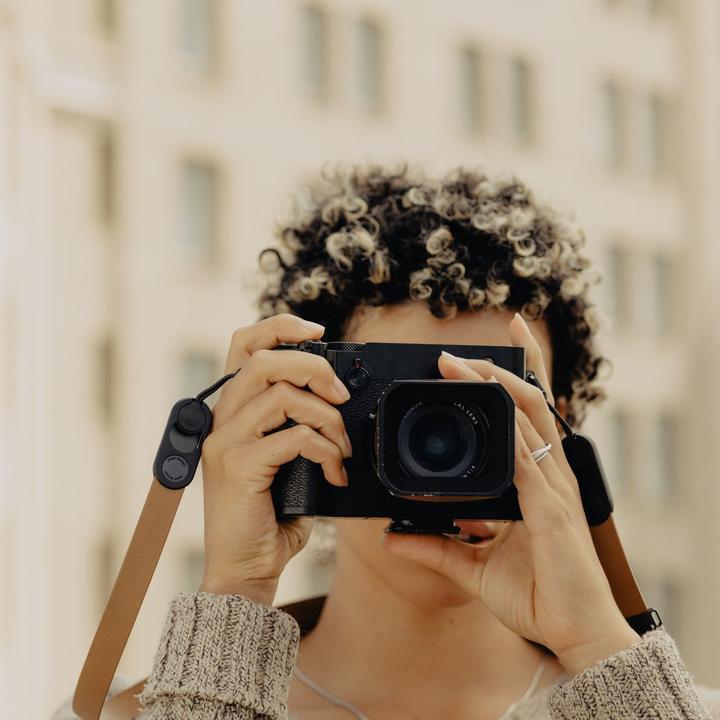 Actual product image Peak Design Leather Camera Strap Standard (Neck belt, Shoulder strap)