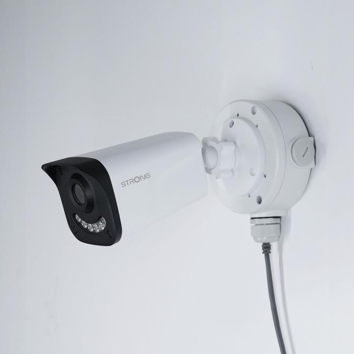 Actual product image Strong BUL05DL0-P 5MP Dual Light PoE Camera