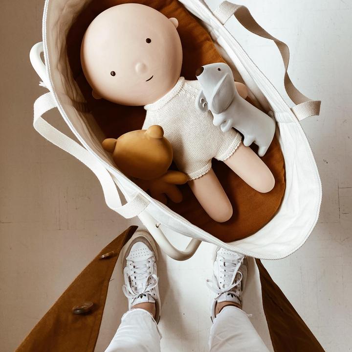 Produktbild Gommu Baby-Puppe «Vanilla» aus Bio-Naturkautschuk