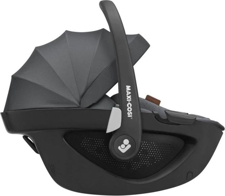 Actual product image Maxi-Cosi Pebble 360 with Familyfix 360 (Baby car seat)