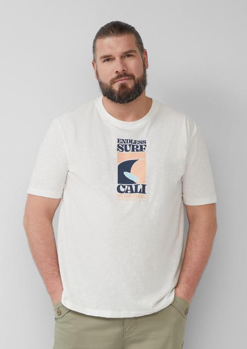 Actual product image S.Oliver T-Shirt Baumwoll-T-Shirt mit Frontprint und Flammgarnstruktur (4XL)