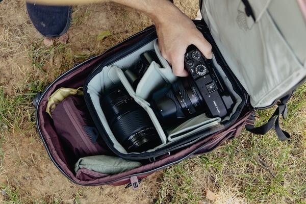 Actual product image Peak Design Outdoor backpack Zip 18L - Eclipse (18 l)