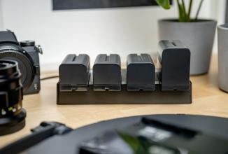 Image du produit Newell DF-4CH Chargeur 4x pour batteries NP-F Sony (Chargeur de batterie d'appareil photo)