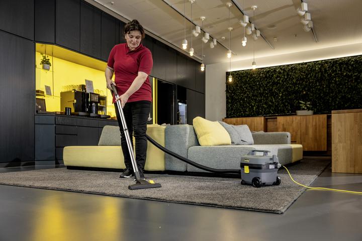 Actual product image Kärcher Professional T 7/1 Classic Adv (Dry vacuum cleaner)