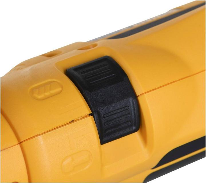 Produktbild DeWalt DWD 024 (Schlagbohrmaschine)