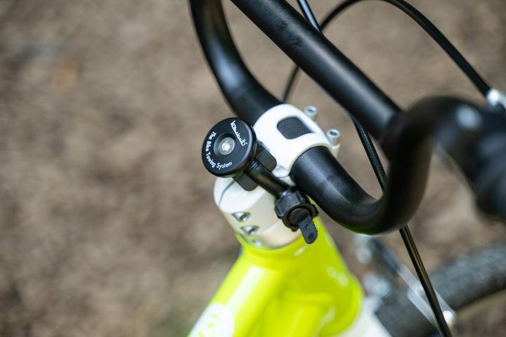 Actual product image Kommit Mount Bundle with SP Connect Micro Bike Mount for bike towing system (Black)