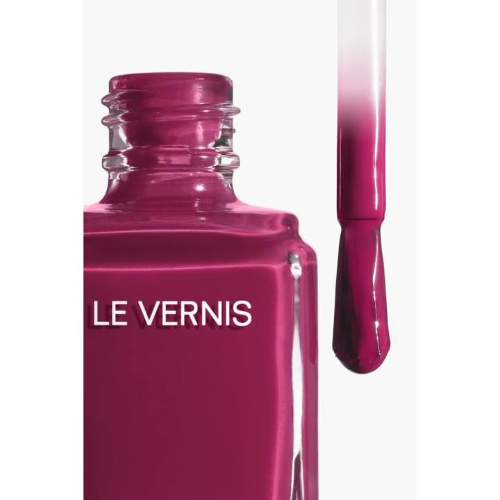 Actual product image Chanel Le Vernis 139 Activiste (139 Activiste, Colour paint)