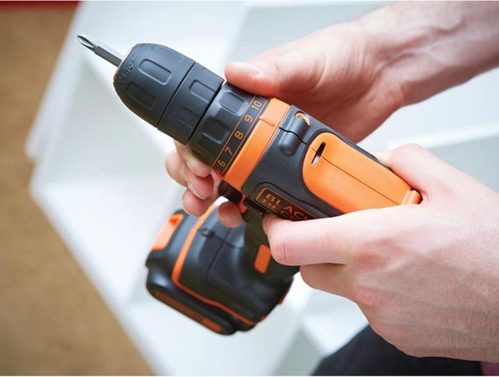 Productafbeelding Black & Decker Compacte boormachine BDCDD12KB (Boorschroevendraaier)