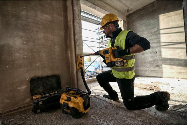 Actual product image DeWalt Flexvolt Sdsmax Drilling And Drilling Hammer 54v (Rechargeable battery operated)