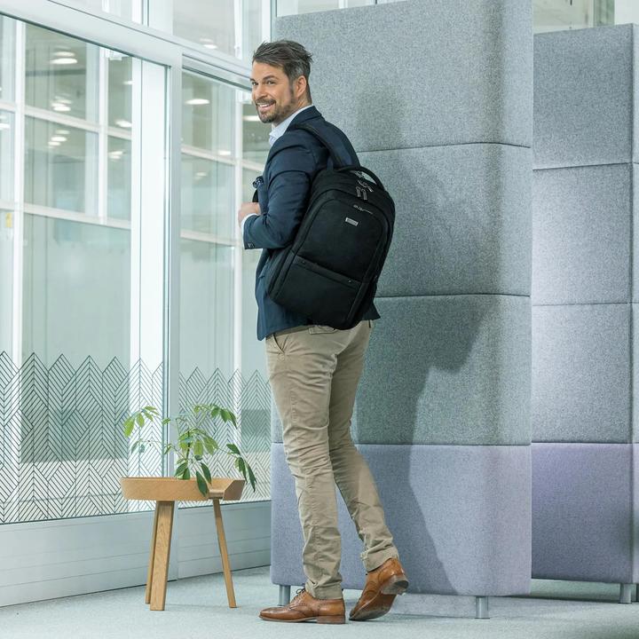 Actual product image Dicota Eco Select (19.50 l)