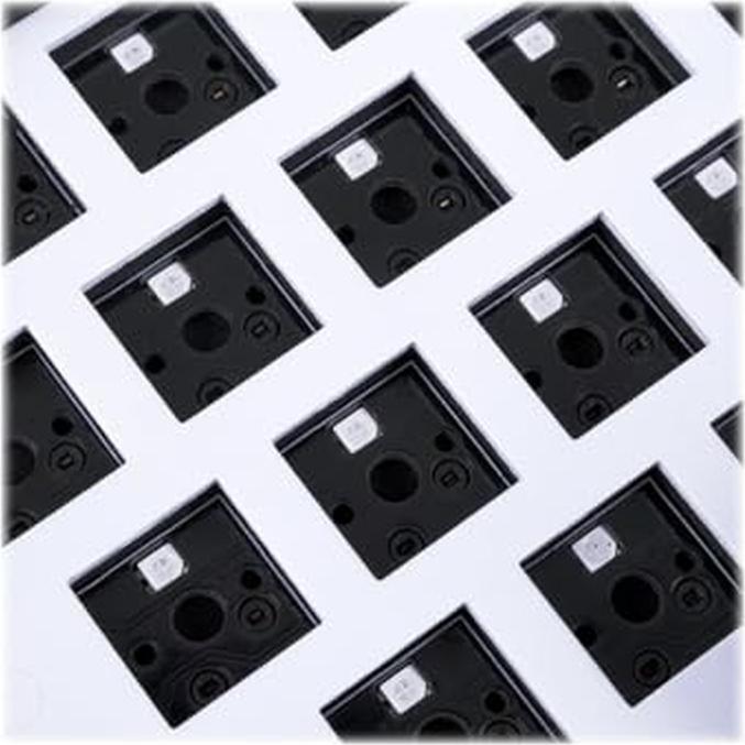 Actual product image Sharkoon Skiller SGK50 S4 (DE, Cable)