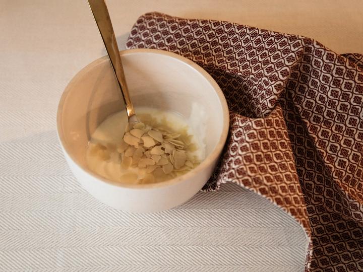 Actual product image Esmée Table cloth (180 x 140 cm)