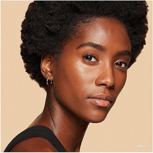 Produktbild Bobbi Brown Vitamin Enrichie Skint Tint Sun Protection Factor 15 Rich 1 (Rich 1)