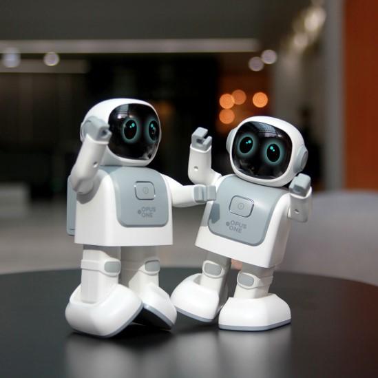 Produktbild Opus One Xingo Dancing Robot Speaker (4 h)