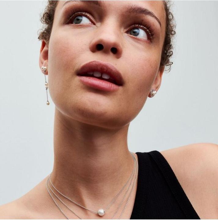 Image du produit Pandora Boucles d'oreilles Treated Freshwater Cultured Pearl & Halo PavÃ (Argent 925)