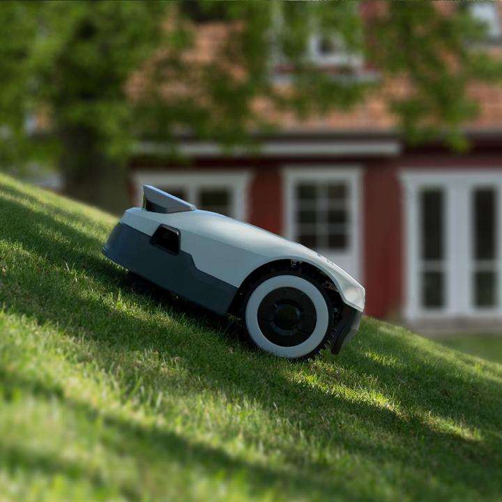 Actual product image Anthbot Genie 3000 MÃ¤hroboter