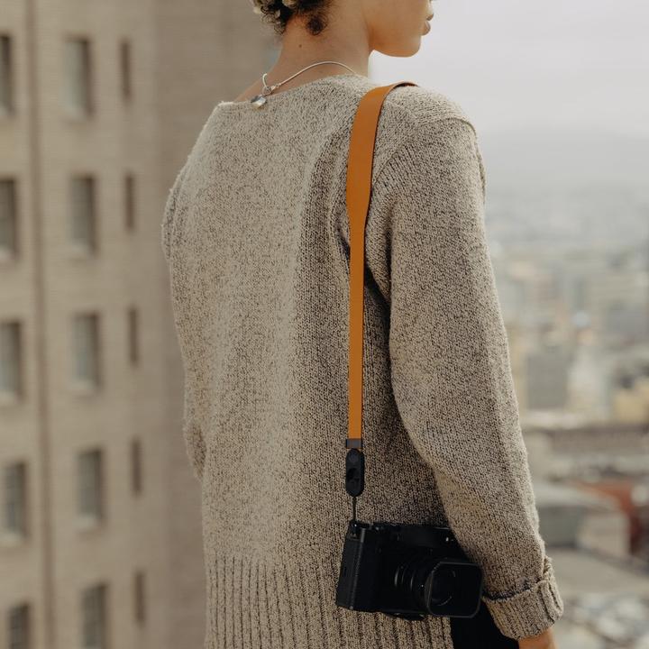 Image du produit Peak Design Leather Camera Strap Short & Neck (Ceinture cervicale)