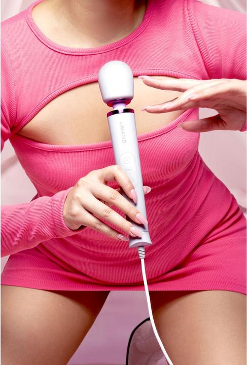 Produktbild Le Wand Powerful Petite Plug-In Vibrating Massager