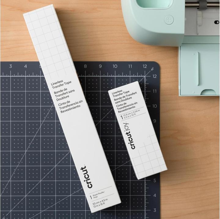 Actual product image Cricut Transfer Tape Linerless 33x914cm (P)