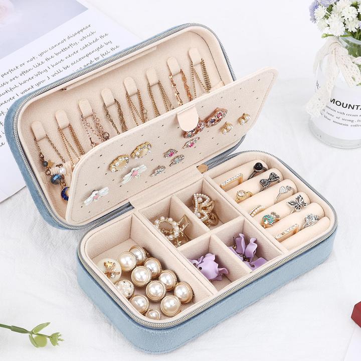 Produktbild Only-Bags.Store Kleine Reiseschmuckschatulle Samt