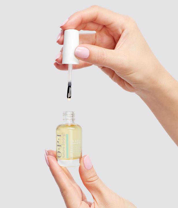 Produktbild OPI Glow Up Nail & Cuticle Oil - 15ml (15 ml)