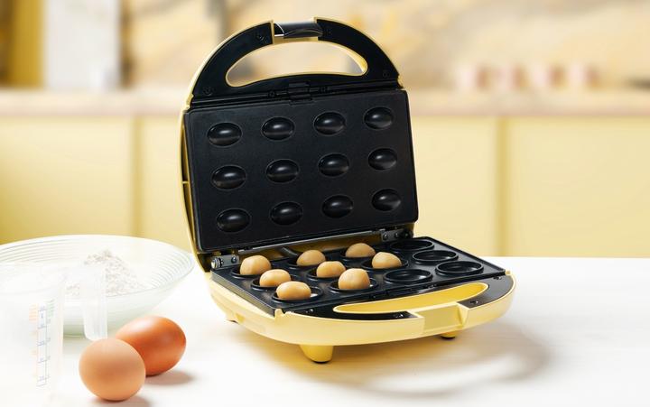 Actual product image Bestron Witch hazel waffle iron for Russian "oreshki"