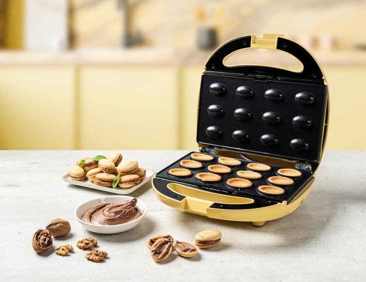 Actual product image Bestron Witch hazel waffle iron for Russian "oreshki"