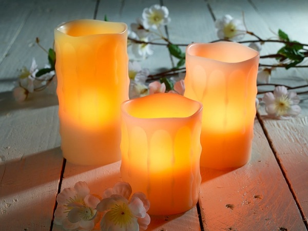 Actual product image Britesta Set of 3 LED real wax candles, timer & remote control up to 3 m range (3 x)